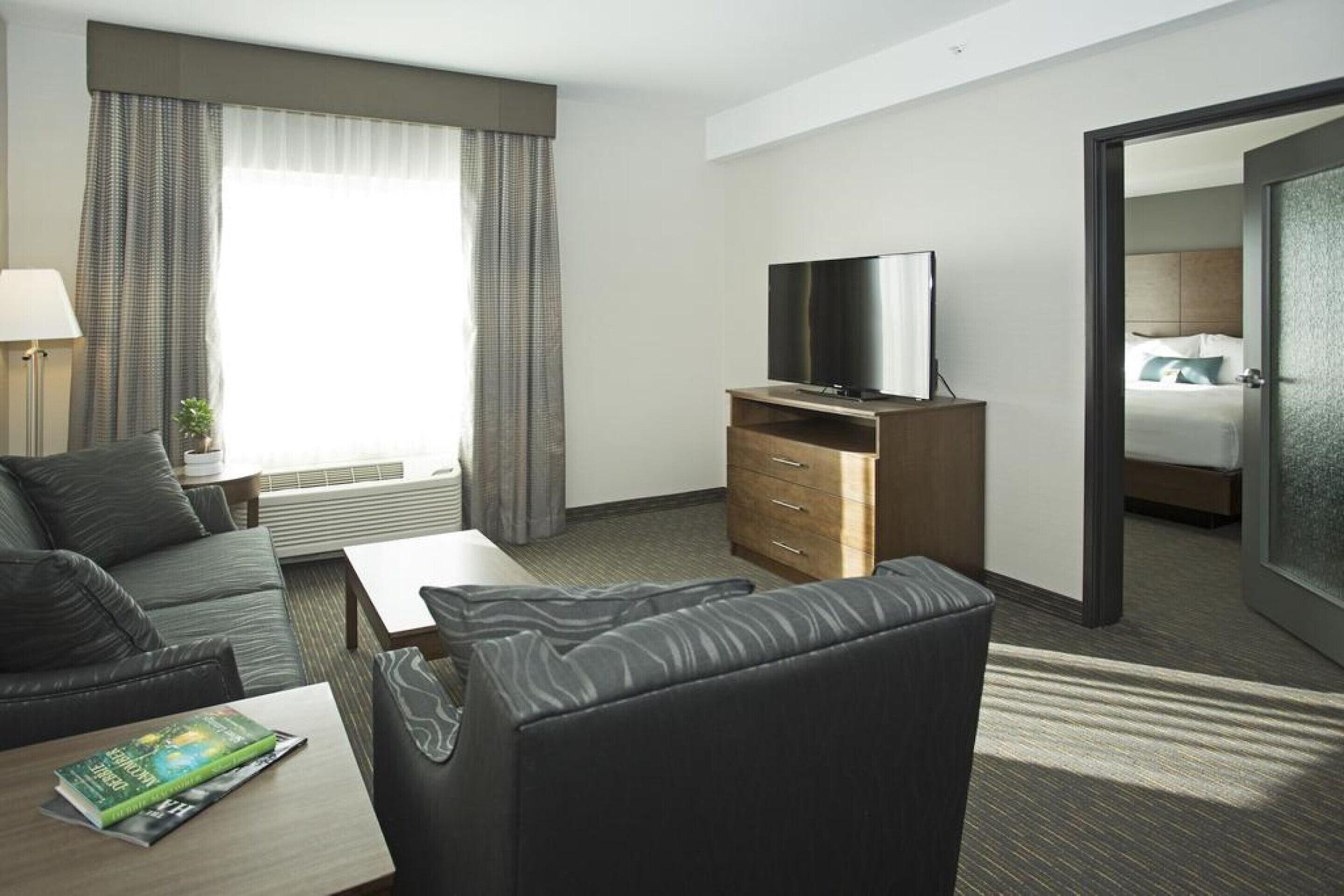 Wingate By Wyndham Calgary Airport Otel Dış mekan fotoğraf