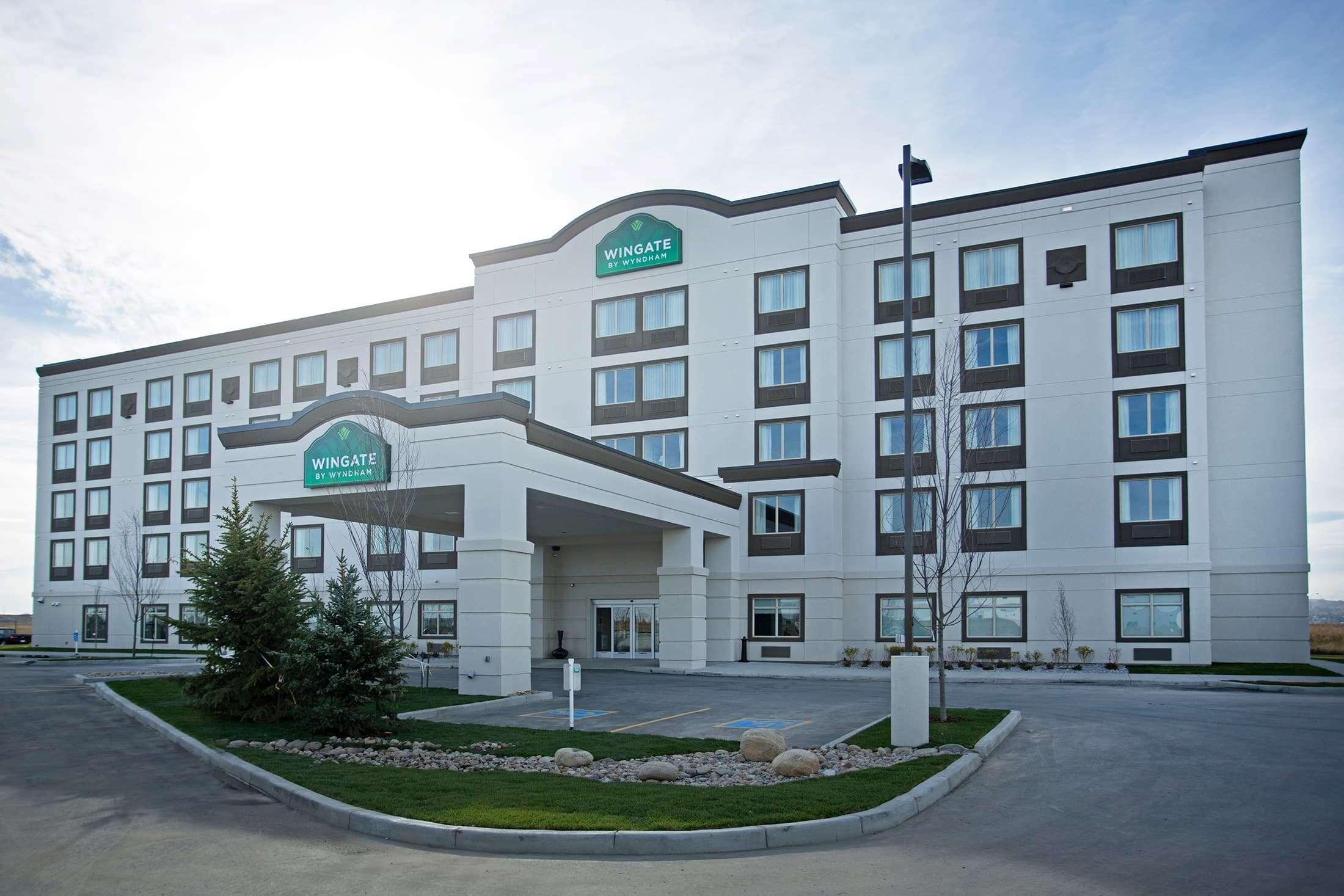 Wingate By Wyndham Calgary Airport Otel Dış mekan fotoğraf