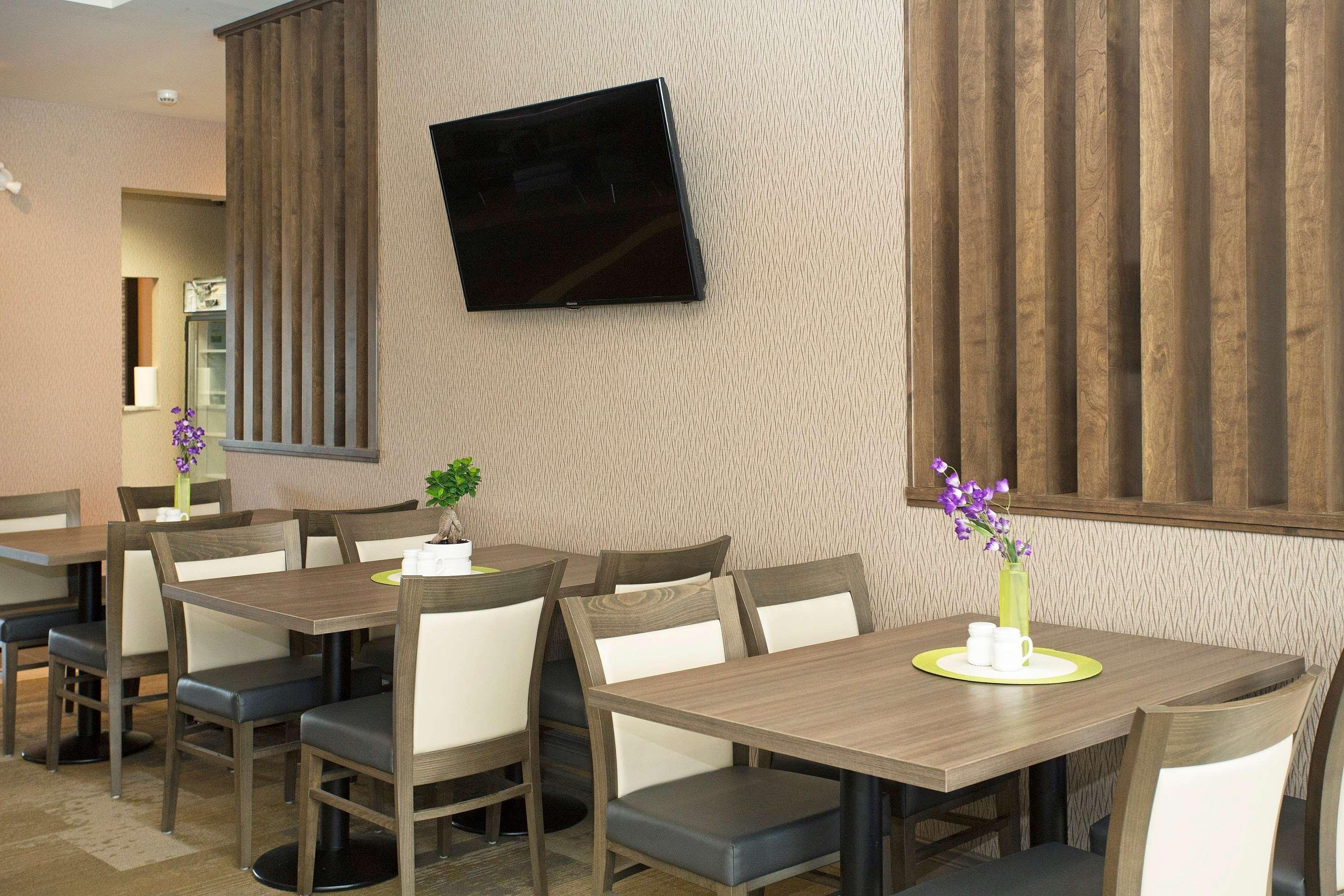 Wingate By Wyndham Calgary Airport Otel Dış mekan fotoğraf